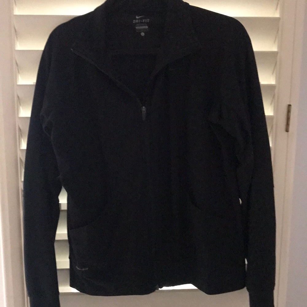 Nike dri-fit jacket